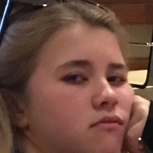 Meet your Posher, Zoe